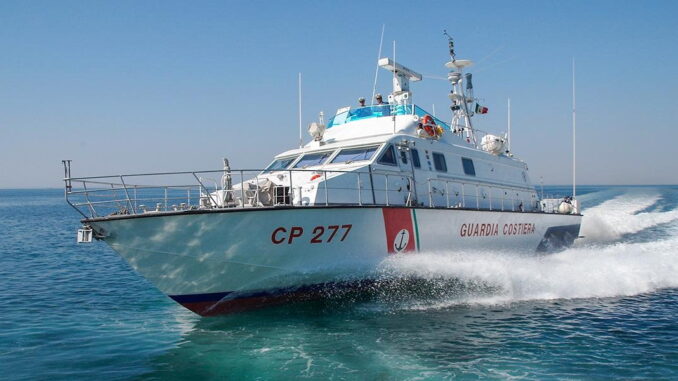 Bagnante di Città di Castello muore in mare, dramma a Torrette di Fano