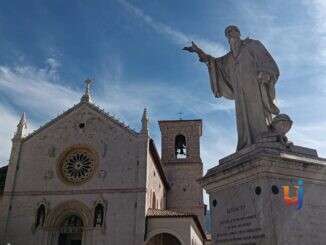 Sisma Umbro-Marchigiano 1997: L'Umbria Commemora Le Vittime