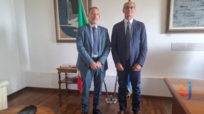 Carceri umbre sotto pressione, triplicano i tentati suicidi