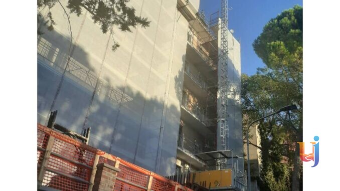 Studentato selvaggio, 347 posti letto e zero parcheggi