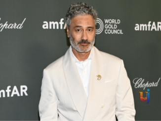 Taika Waititi in Brunello Cucinelli al gala amfAR di Venezia