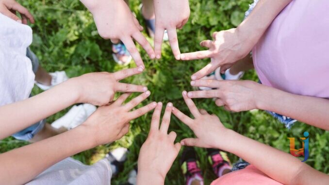 Festa dei nonni al Circolo Arci tra attività e volontari