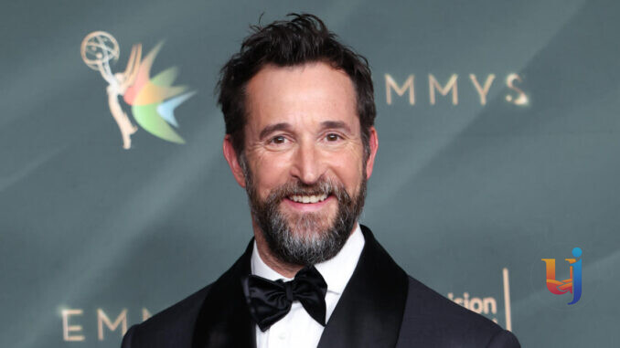 Noah Wyle agli Emmy, indossa il tuxedo di Brunello Cucinelli