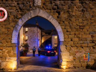 Cocaina lanciata dall’auto, denunciato 22enne a Collestrada