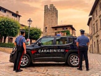 Cocaina e contanti in casa, 36enne arrestato dai Carabinieri