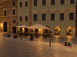 Ladro con le forbici nel ristorante a Perugia lo chef lo mette in fuga