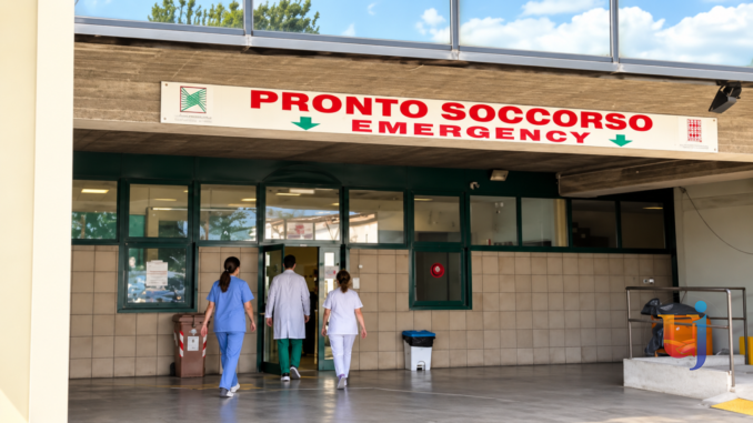 Spinte e sputi contro due infermiere al Santa Maria di Terni