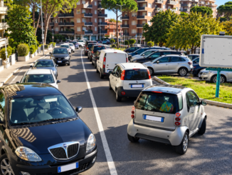 Mercato, traffico e mobilità, città bloccata, a Ponte cittadini furibondi