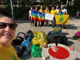 Plasticentro, sul Tevere raccolti 82 chili di rifiuti abbandonati